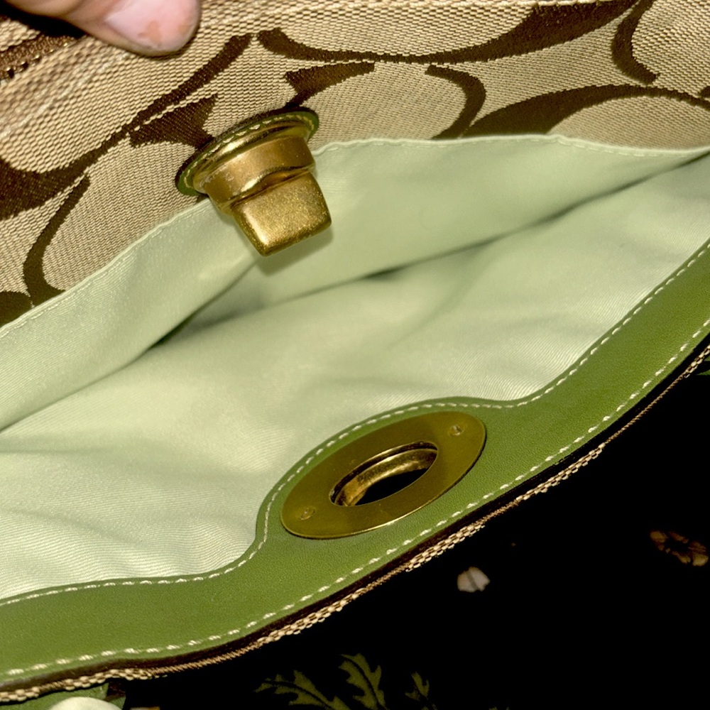 Coach Signature Collection Madeline satchel hand bag LIKE NEWISH - Picture 7 of 16
